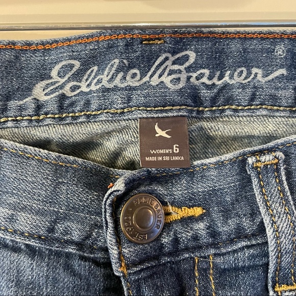 Eddie Bauer Women’s Specially Dyed Jean Shorts 6” Size 6 - Picture 9 of 13